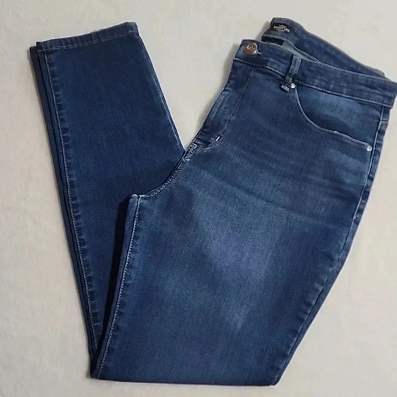 Women's Lee Mid Rise Sculpting Slim Fit Skinny Leg Jeans, Blue, Size 16M, NWOT - Picture 5 of 12